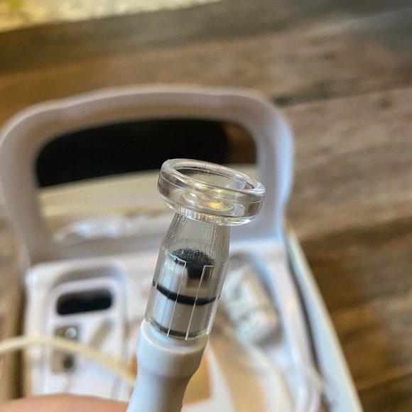 Trophy skin microdermabrasion machine - Picture 6 of 8